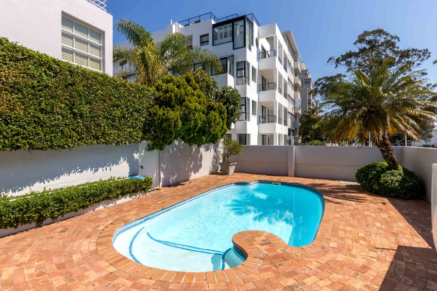To Let 2 Bedroom Property for Rent in Sea Point Western Cape